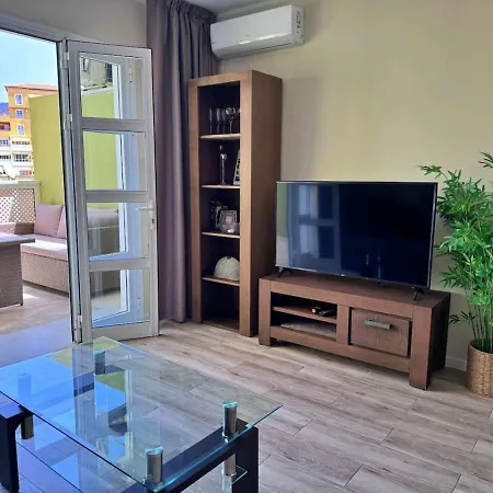 Lovely Orlando Διαμέρισμα *